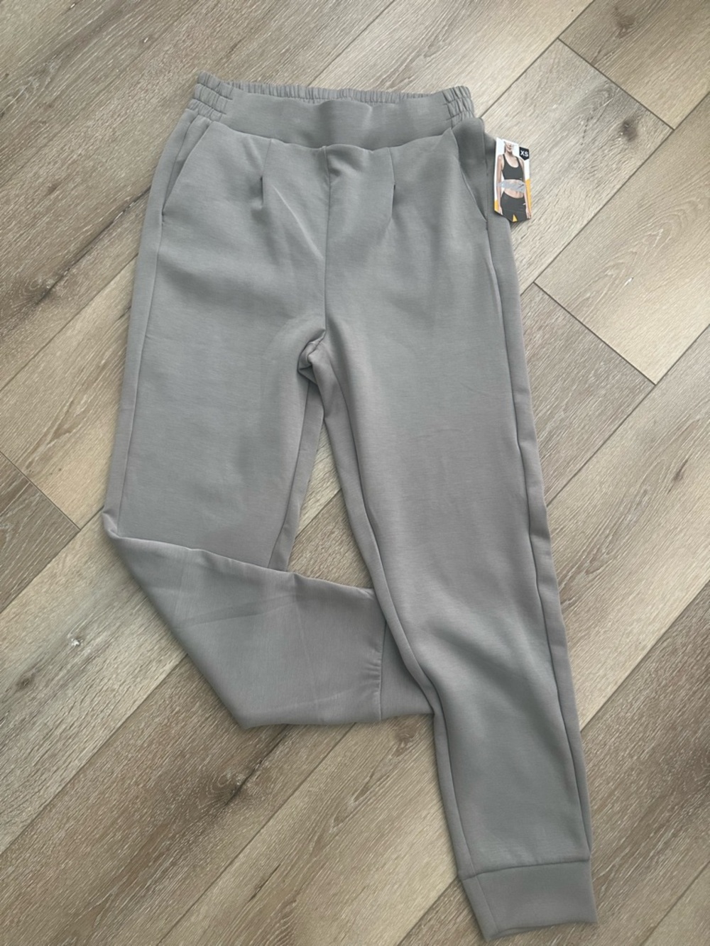 NWT Avia joggers XS